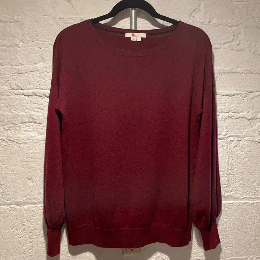 Boden sweater medium in burgundy.